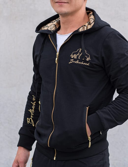 Dressipluus kapuutsiga